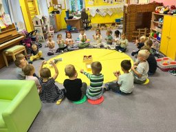 ZVONEČEK - ZÁŘÍ 1